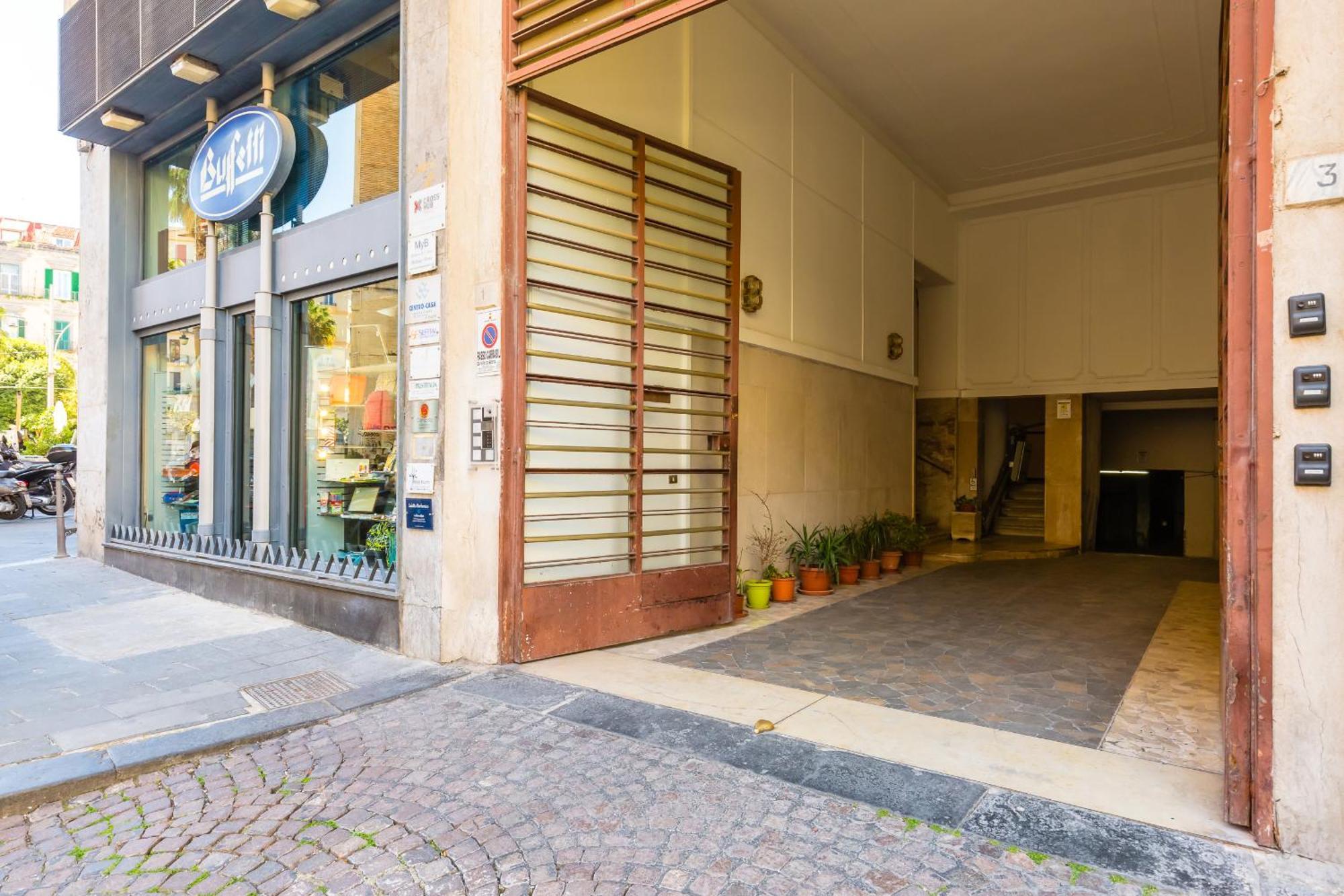 City Soul Apartment Blue เนเปิลส์ ภายนอก รูปภาพ